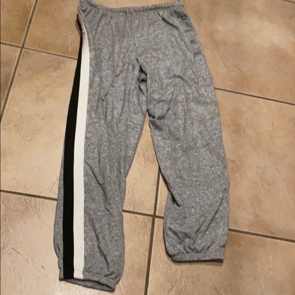 Gently worn Victoria’s Secret PINK sweatpants